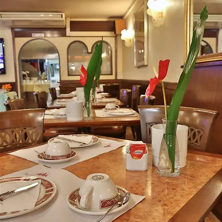 فندق ألبيرغو سان ماركو