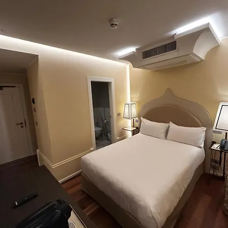 فندق ألبيرغو سان ماركو 3*