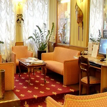 فندق ألبيرغو سان ماركو 3*